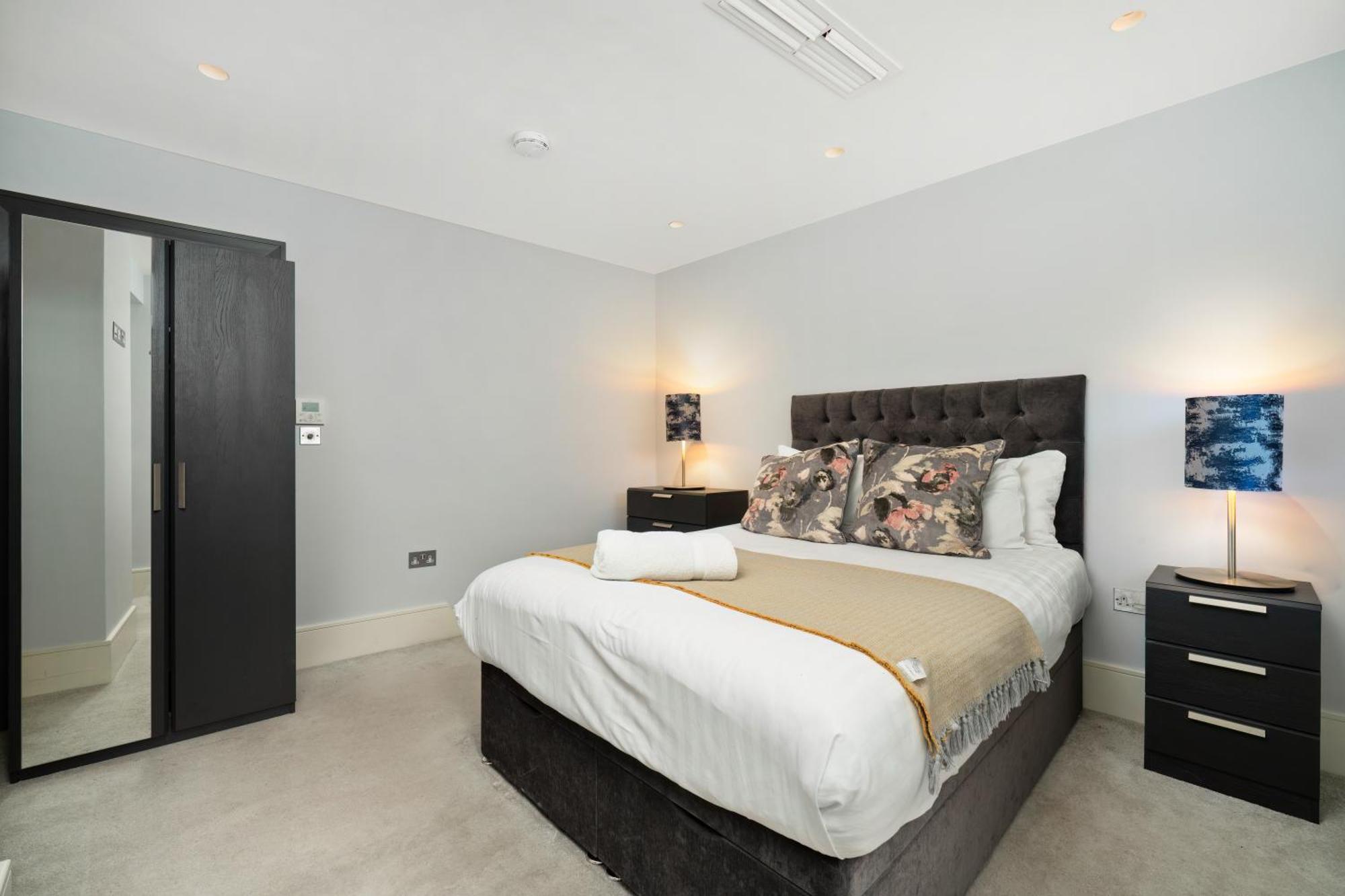 Апартаменты Marylebone Town House Лондон Экстерьер фото